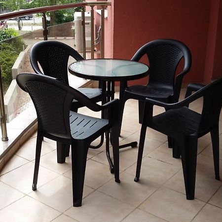 Black Sea Brееze Apartment Warna Zewnętrze zdjęcie
