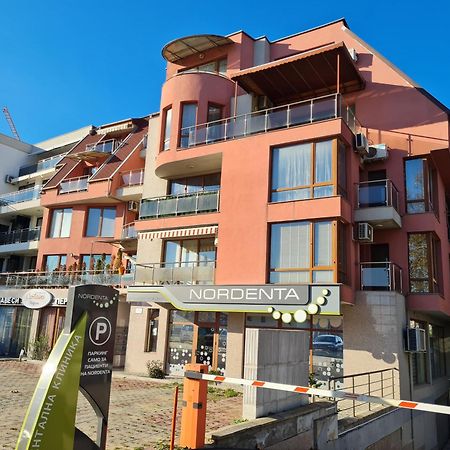 Black Sea Brееze Apartment Warna Zewnętrze zdjęcie