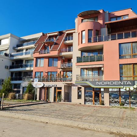 Black Sea Brееze Apartment Warna Zewnętrze zdjęcie