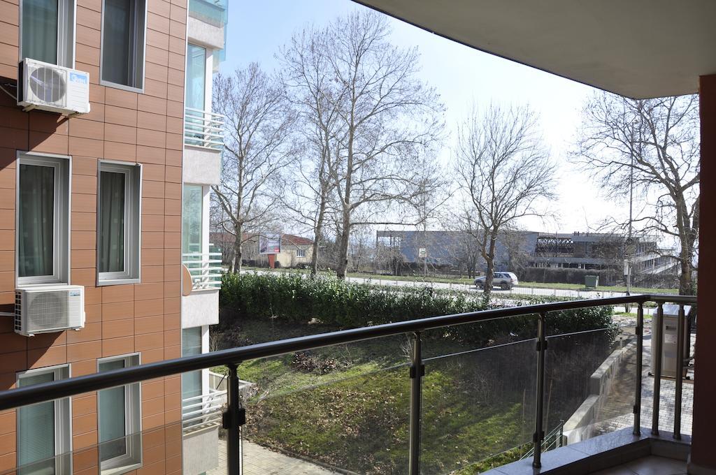 Black Sea Brееze Apartment Warna Zewnętrze zdjęcie