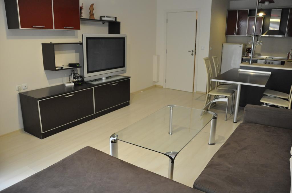 Black Sea Brееze Apartment Warna Zewnętrze zdjęcie